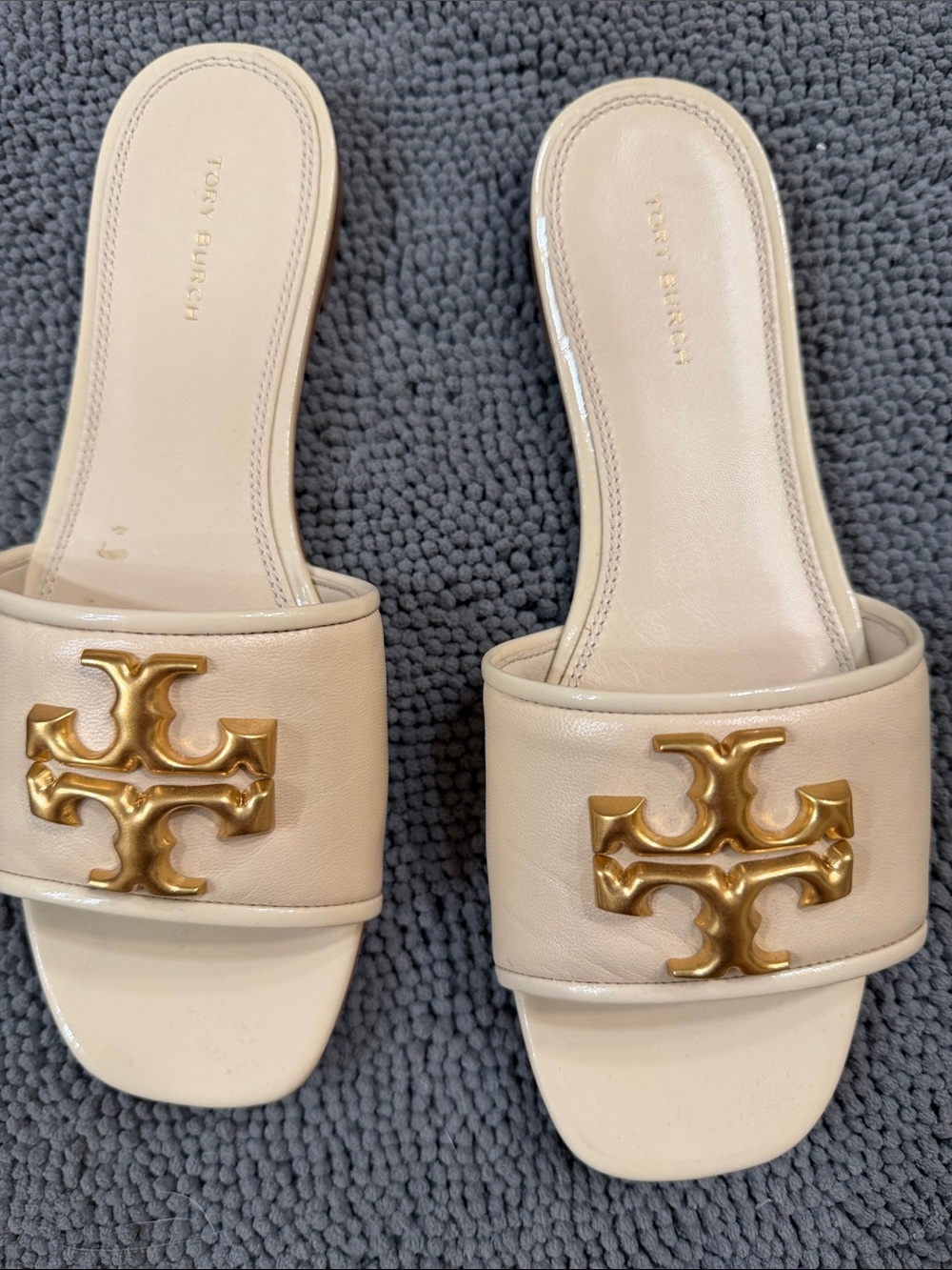 Tory Burch Eleanor Cream Leather Slide Mules with Gold Logo size 7 - Picture 8 of 9